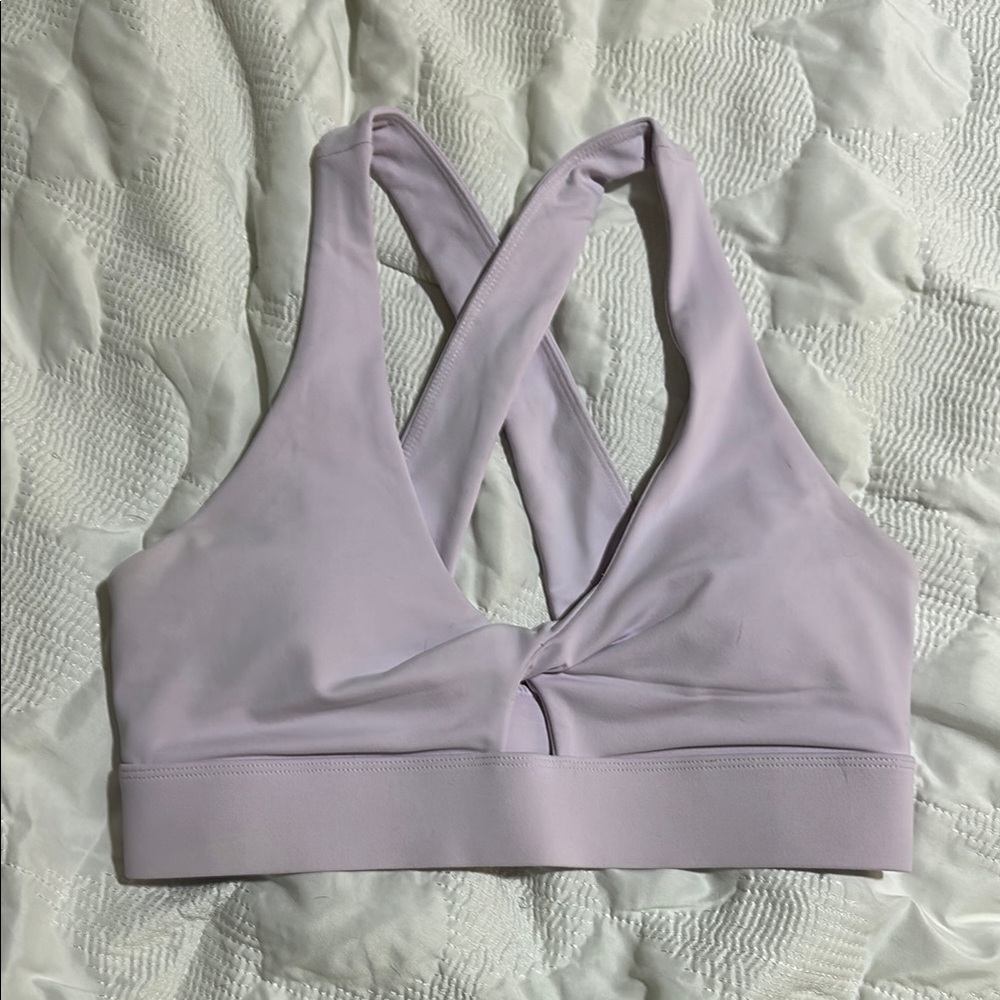 Fabletics oasis twist Lavender/lilac Sports Bra
